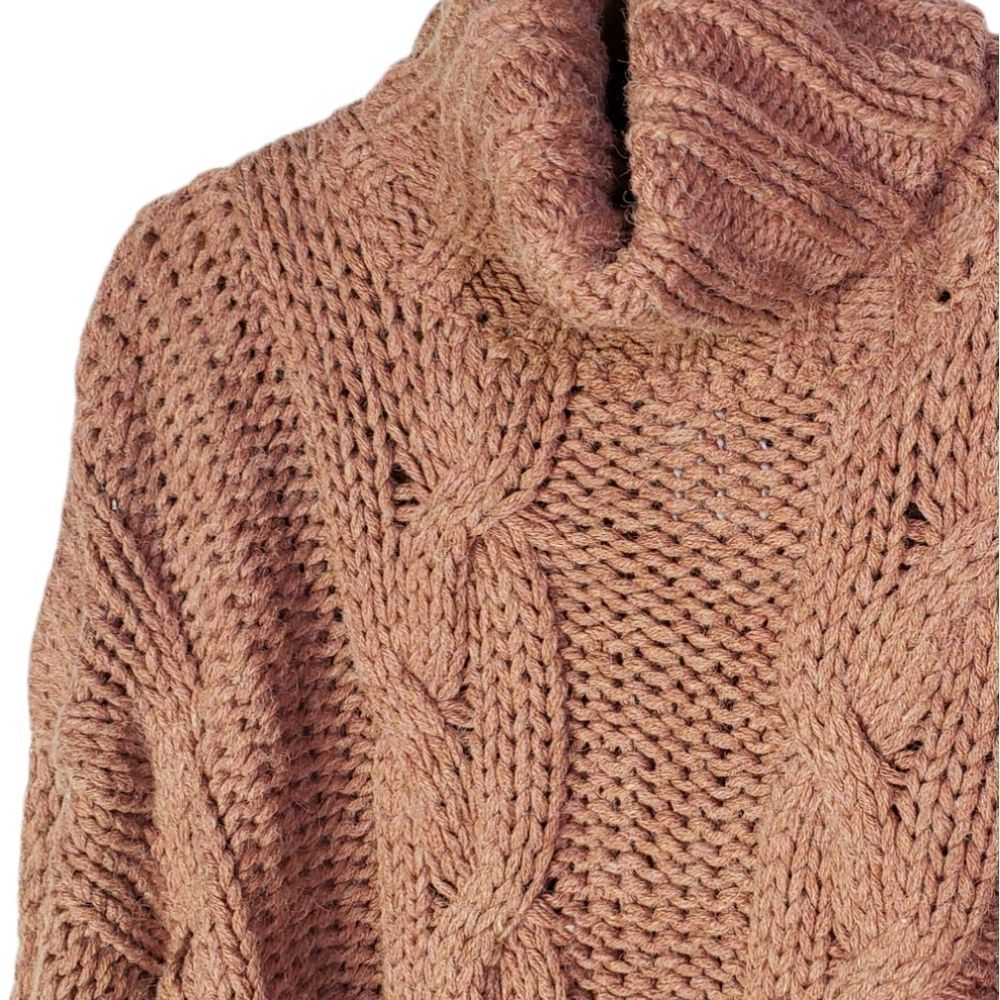 Oversized Cable Sweater - Picture 3 of 6